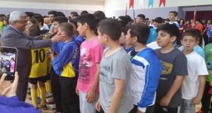 Saffet Simavi Ortaokulu - İlçe Spor Organizasyonları Tarafından Düzenlenen Müsabakalarda Takımlarımız Beş Dalda Ödül Aldı.