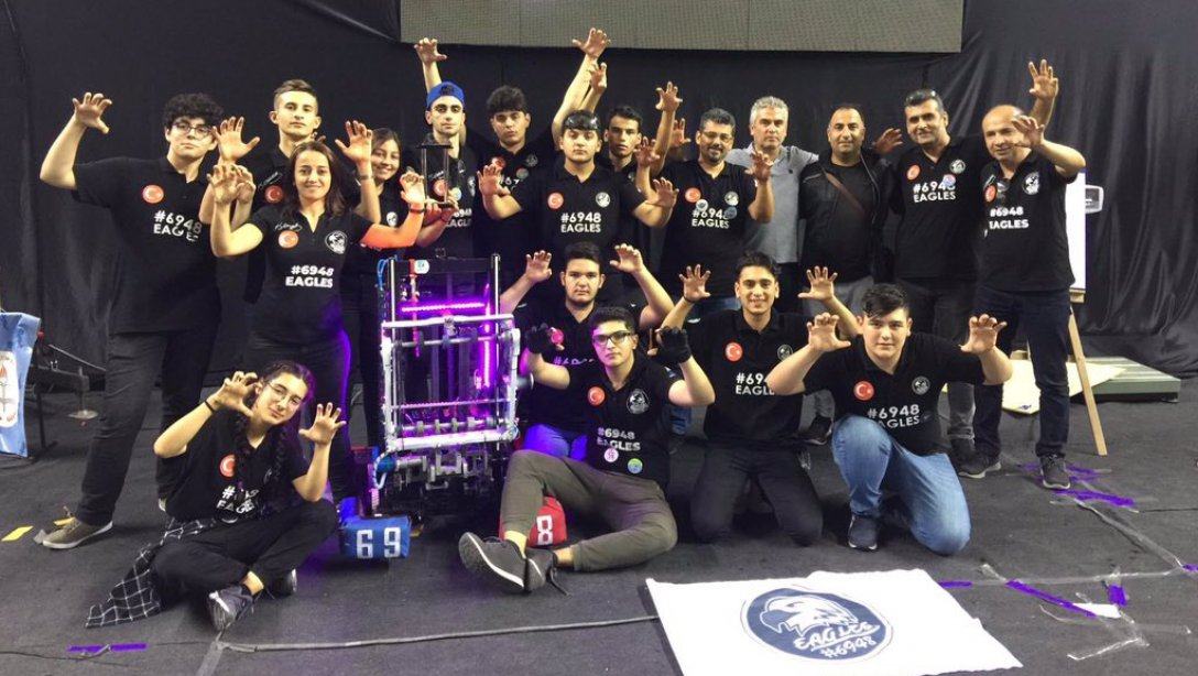 Şehit Öğretmen Hüseyin Ağırman MTAL Robot Takımı Eagles Türkiye Şampiyonu oldu