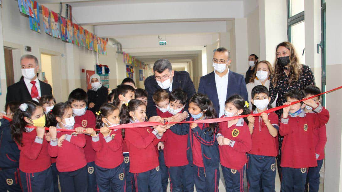 Atatürk İlkokulu Resim Sergisi