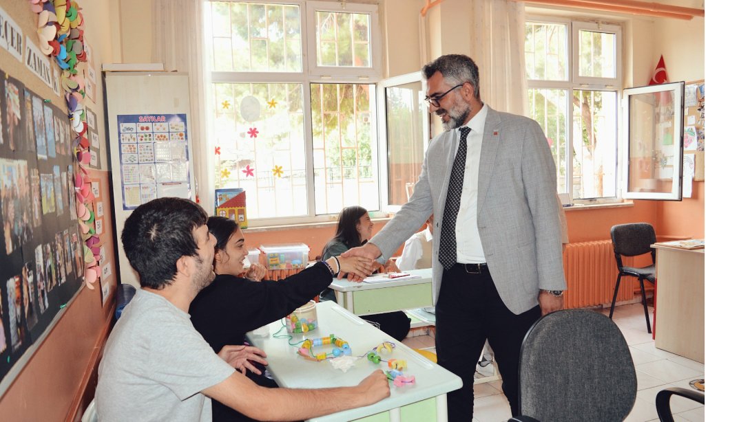 ÖZEL ÖĞRENCİLERİMİZİ ZİYARET  ETTİK. 