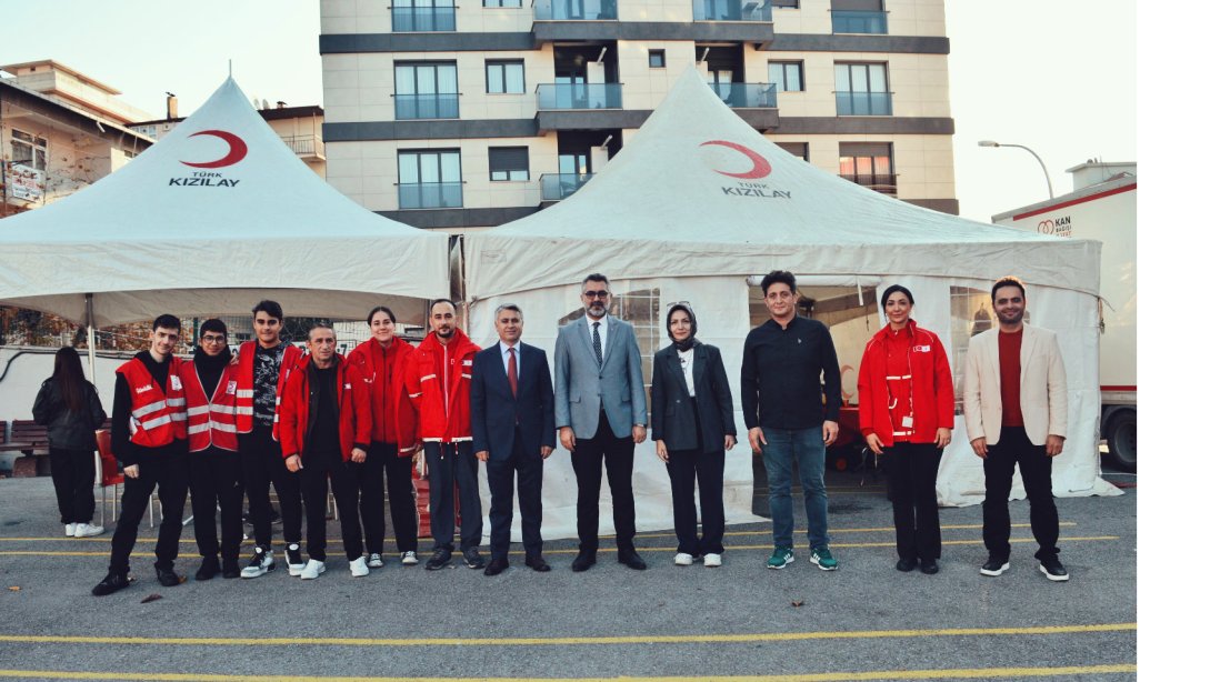 TÜRK KIZILAYI KARTAL ANADOLU LİSESİ KAN BAĞIŞI KAMPANYASI  DÜZENLENDİ.