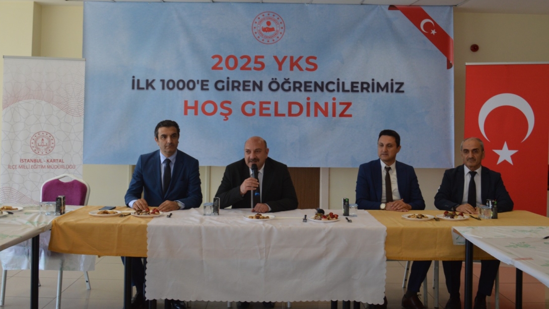 2025 YKS'DE İLK 1000'DE YER ALAN ÖĞRENCİLERİMİZİ MİSAFİR ERTTİK.