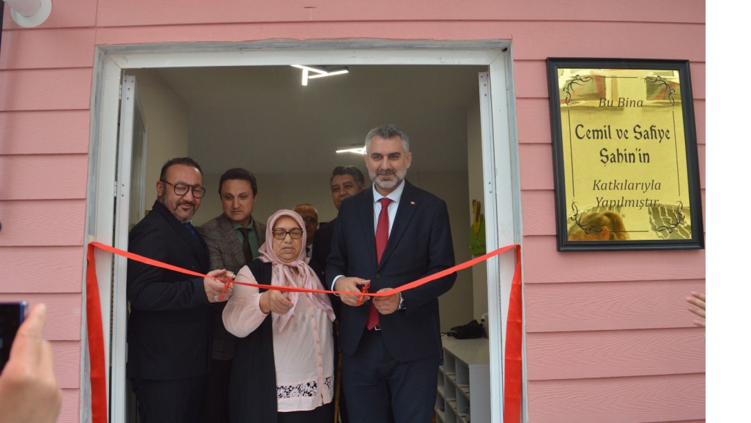 BEDRİ RAHMİ EYÜBOĞLU İLKOKULU'NDA 4 DERSLİKLİ ANASINIFI AÇILDI.